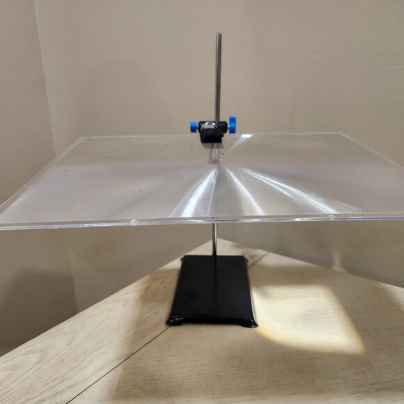 Magnifying Glass Sheet With Adjustable Stand For Reading, Crafts and Hobbies - Picture 1 of 3